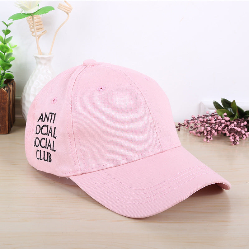 Summer outdoor sun hat wholesale trade peaked cap to custom manufacturers on behalf of a couple of baseball caps