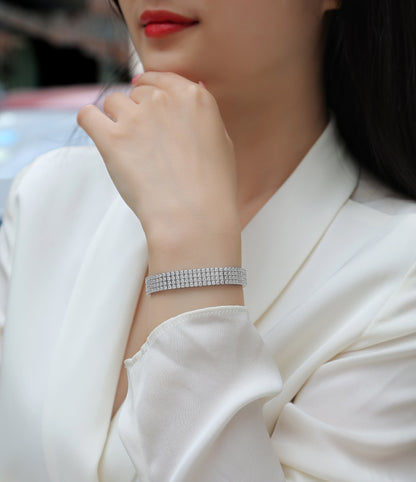 The Light On The Chain - A Luxurious And Fashionable Light Luxury Jewelry Silver Bracelet And Bracelet Set With Top-quality Moissanite, S925 Silver-plated Platinum