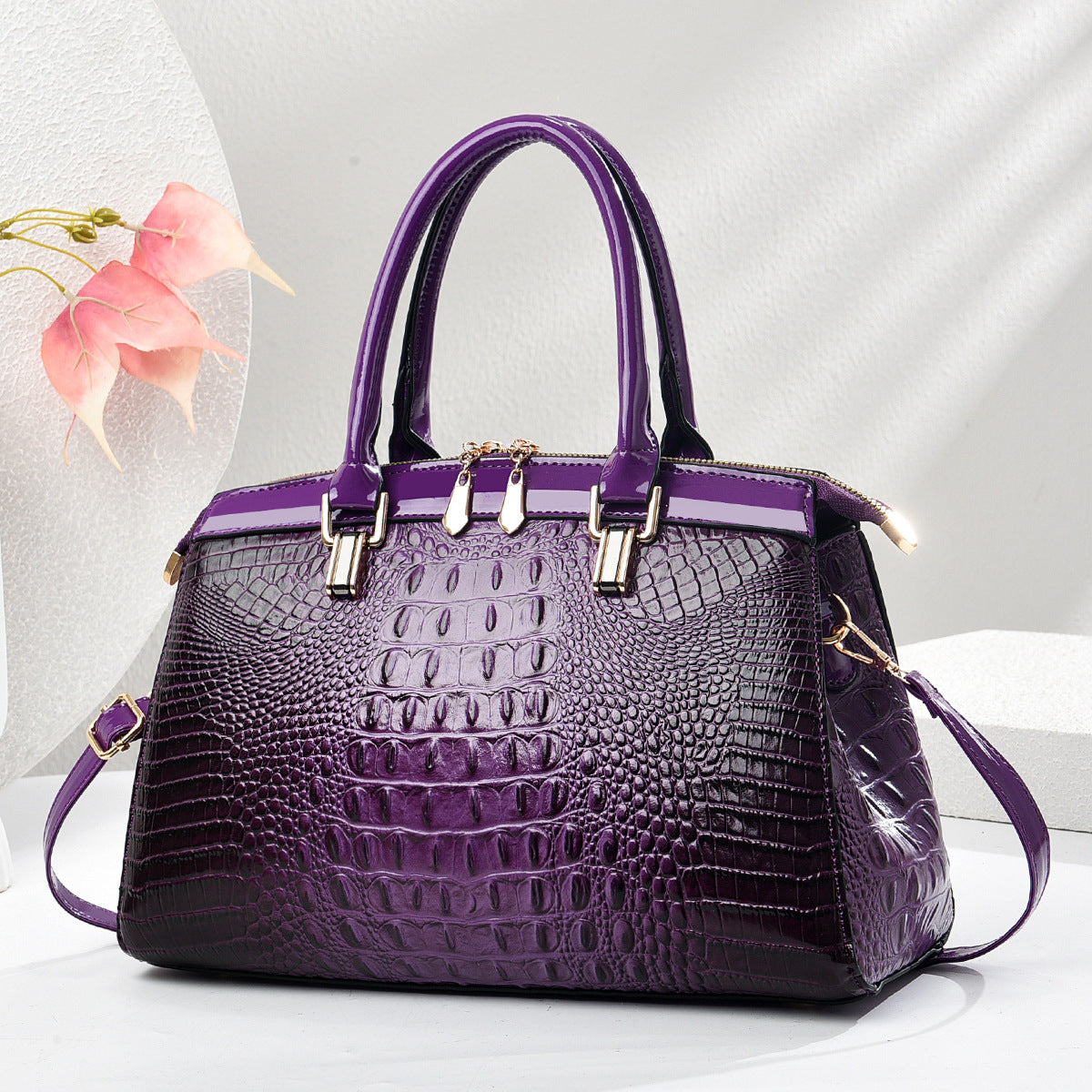 Patent Leather Large-Capacity Commuter Handbag European And American Style