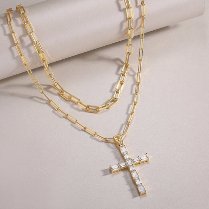 Engraved With Top-quality Moissanite, This Luxurious And Fashionable Minimalist Jewelry Consists Of A Silver Pendant Necklace, A Collar Chain, And S925 Silver Electroplated With Gold.